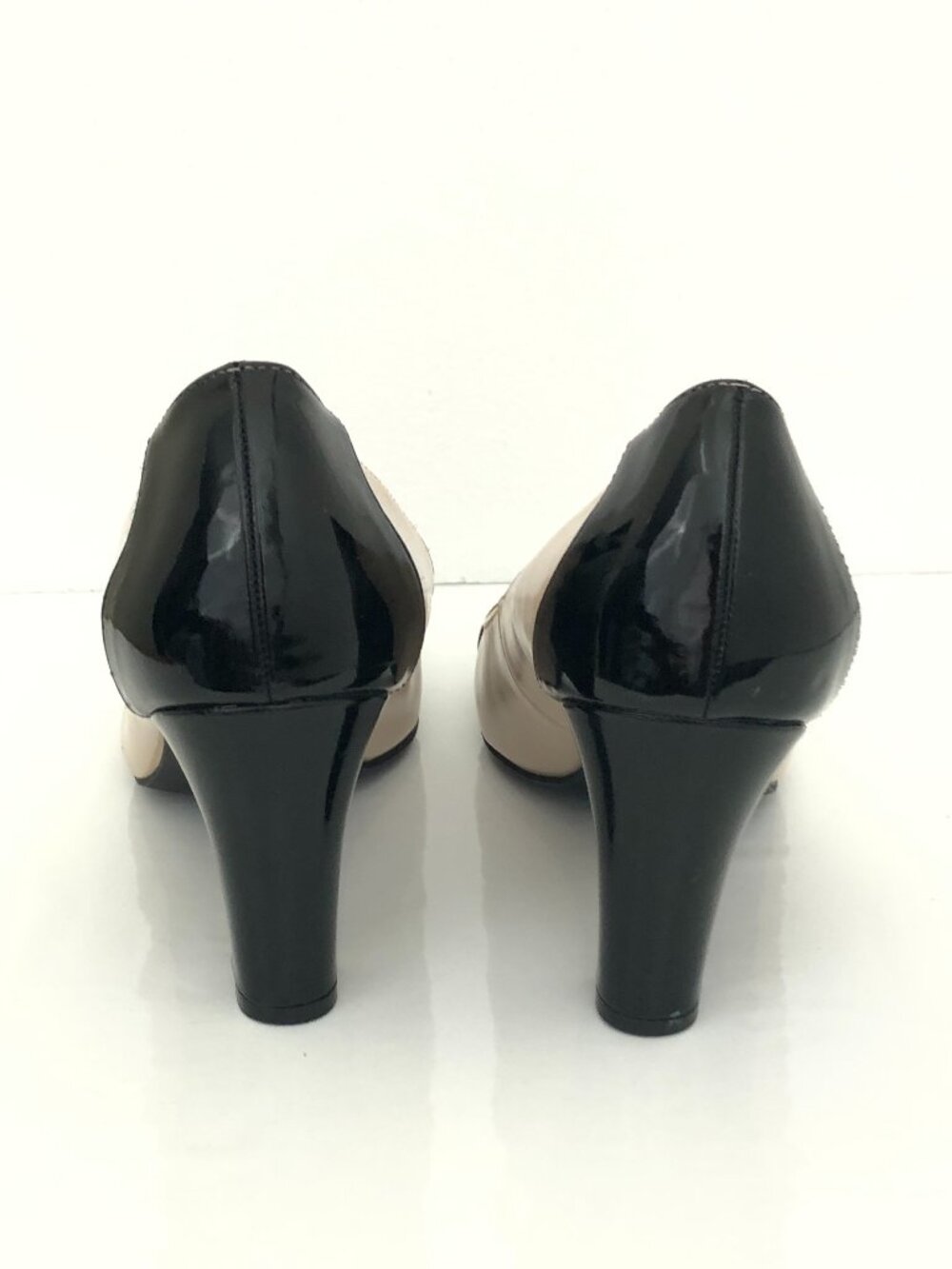 NWOB Life Stride Brown and Tan Patent Leather 3.5" Block Heel Size 9W - Picture 4 of 13